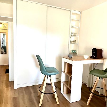 Port De Hyeres L'Etoile Marine Apartment ภายนอก รูปภาพ