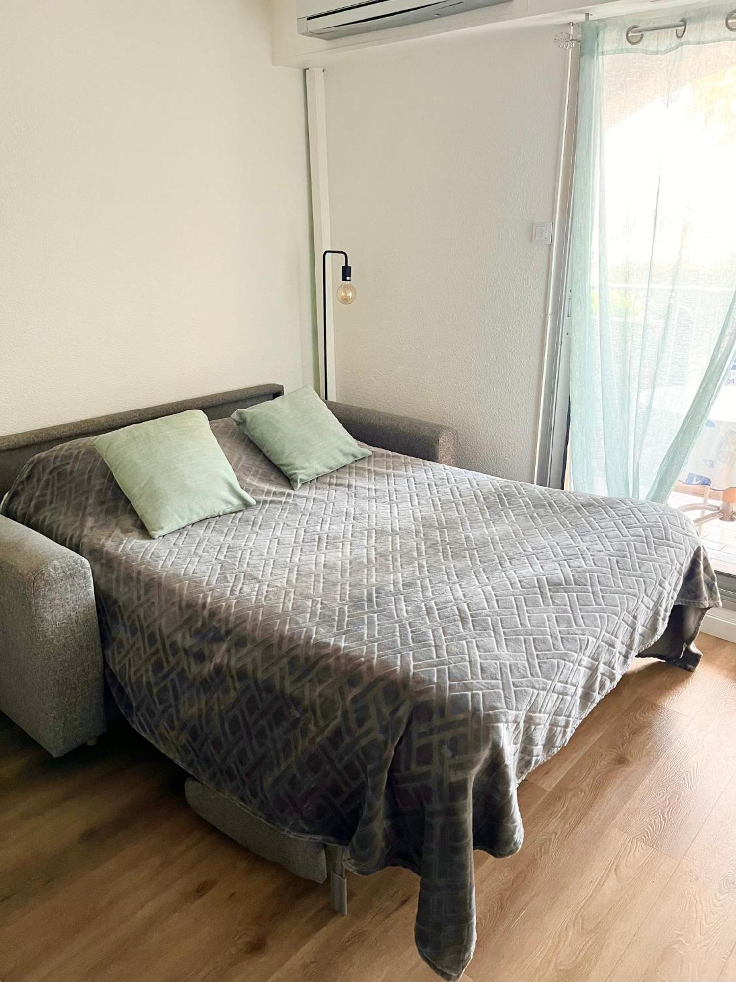 Port De Hyeres L'Etoile Marine Apartment ภายนอก รูปภาพ